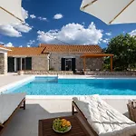 Βίλα Casa Di Perla