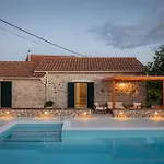Βίλα Casa Di Perla *