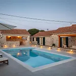 Casa Di Perla Βίλα