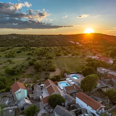 Casa Di Perla Vila *