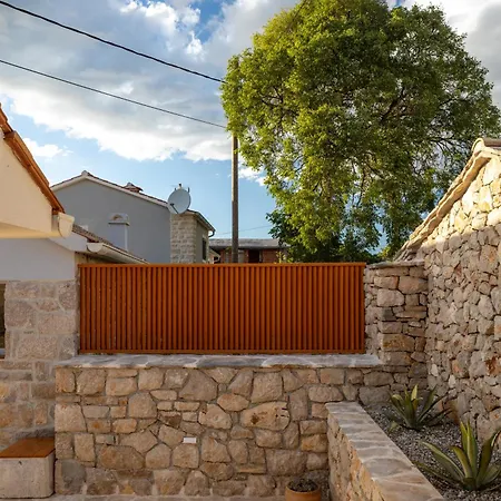 Casa Di Perla Villa *